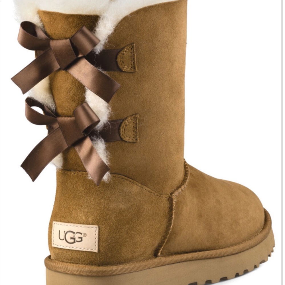 UGG Austrailia Bailey Bow Chestnut Boots